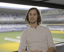 Mathias Declercq master in de journalistiek VUB Duik in taal Vlaams Talenplatform RCS Anderlecht